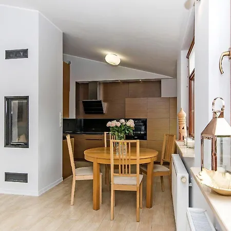 Mumbai - Neptun Park By Oneapartments Apartament