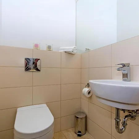 Mumbai - Neptun Park By Oneapartments Apartament